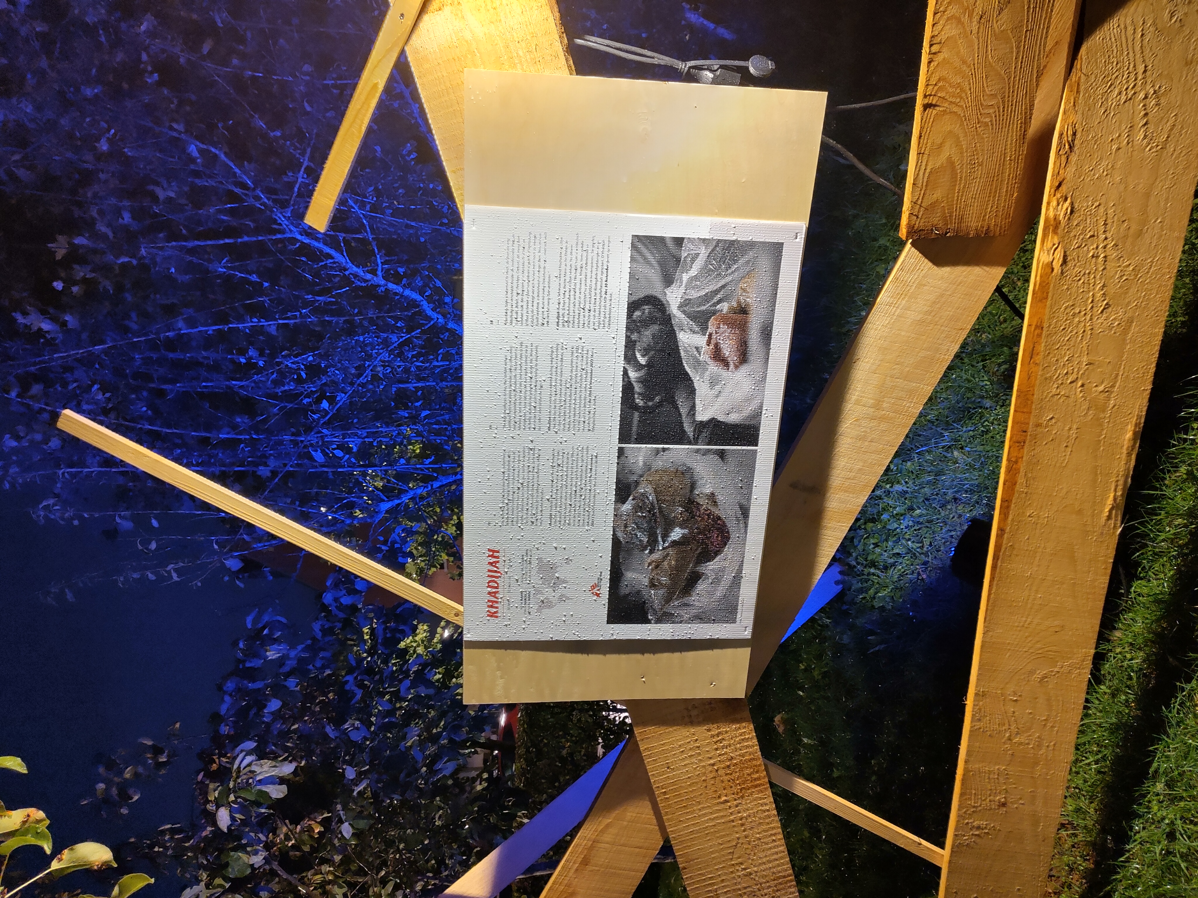 Nuit de la culture installation MSF What would you carry with you Khadija